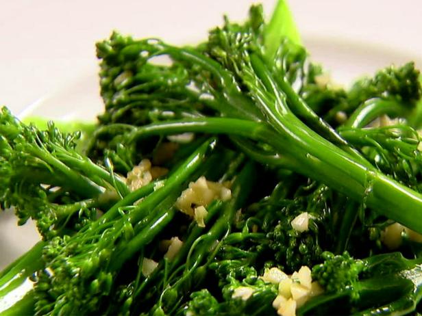 Whole Leaf Broccolini